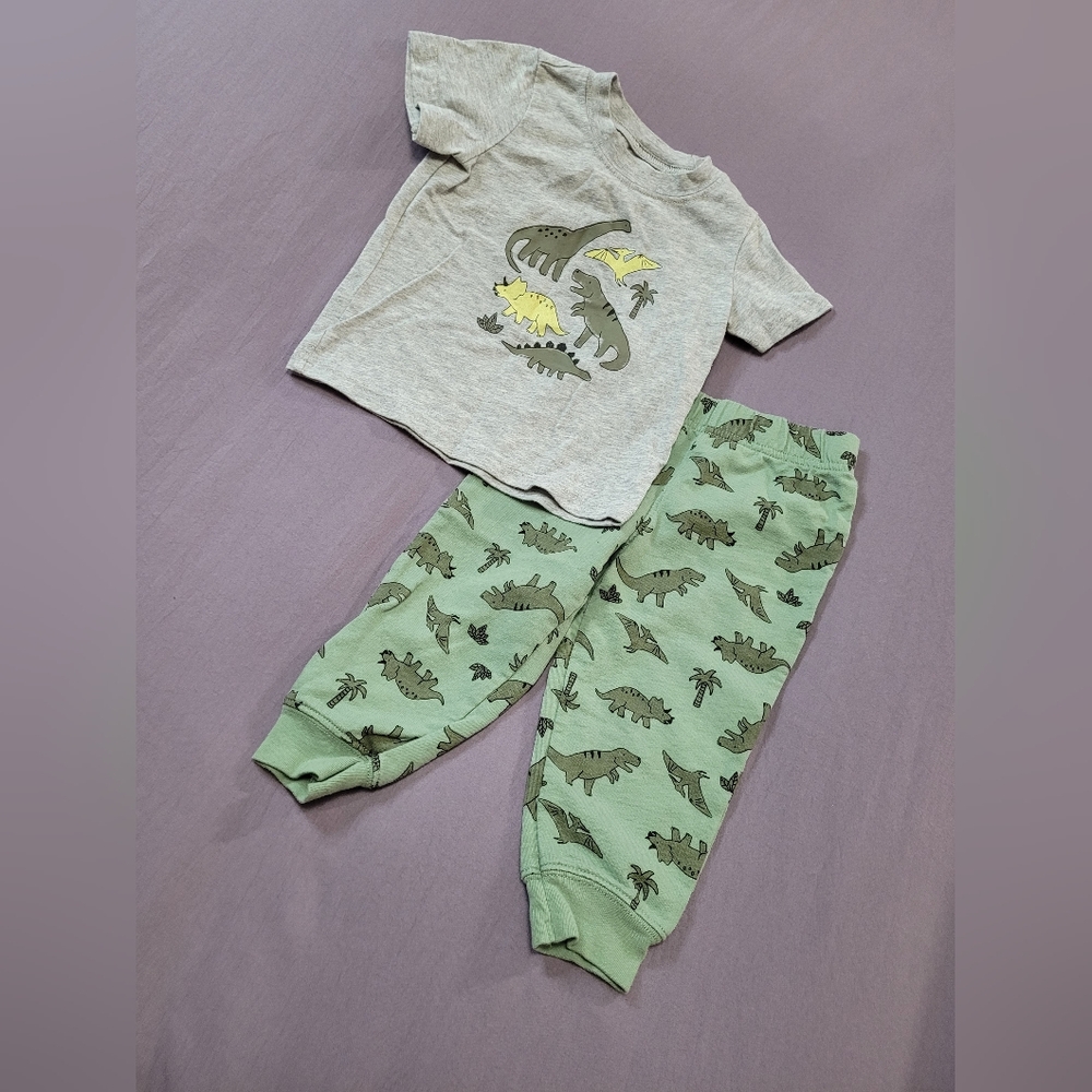 ✨️3/$25✨️ 18M Toddler Dinosaur Print Kids Jogger Set - Gray and Green